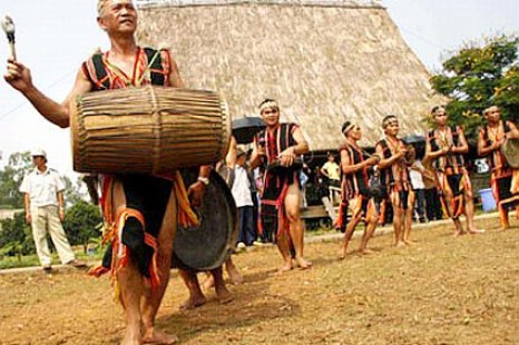 Tour Du Lịch Đà Nẵng - Nam Giang – Tây Giang - Quảng Nam 1 Ngày